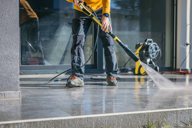 Best Sidewalk Pressure Washing  in Huntsville, MO